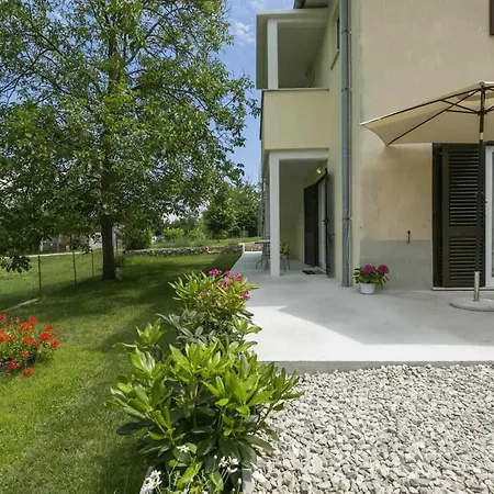 Leni Apartmán *